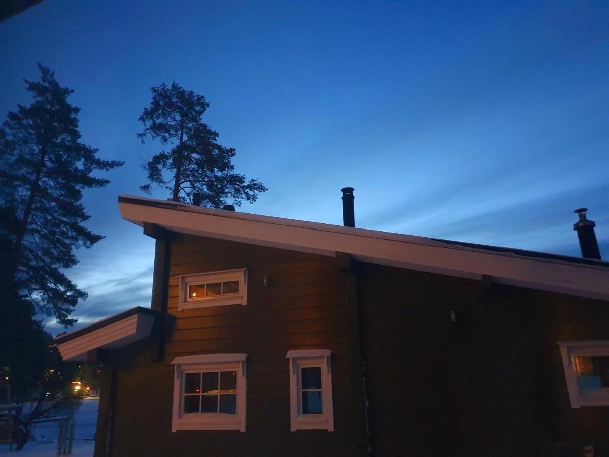 Stunning Log Cabin 45M2 On The Shore Of Kallavesi. Kuopio Exteriör bild