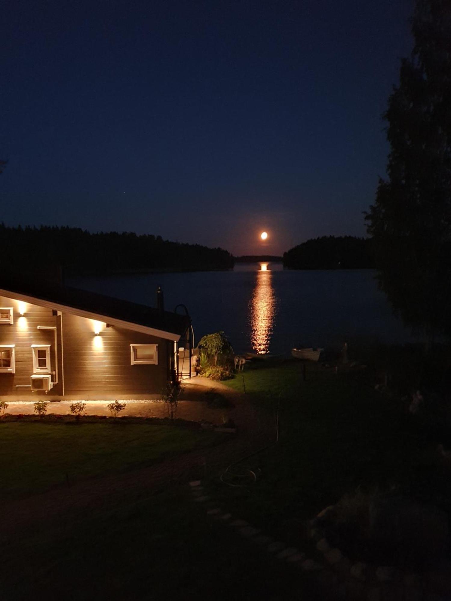 Stunning Log Cabin 45M2 On The Shore Of Kallavesi. Kuopio Exteriör bild